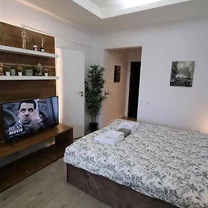 Apartment Charming City Center - Free Minibar, Bucharest