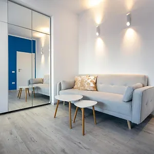 Blue Design In Magheru Bucarest