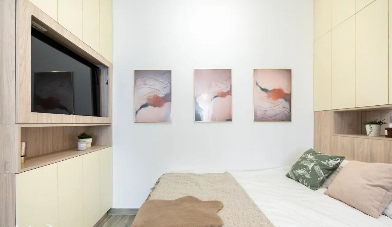 Contacts de Executive suites in center Bucharest